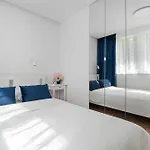Blue And White In With Furnished Balcony By Renters *