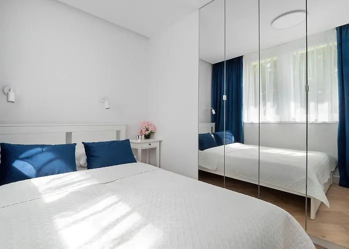 Blue And White In With Furnished Balcony By Renters *